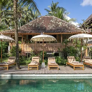https://resort-rumah-kayu.ubudhotelsnow.com